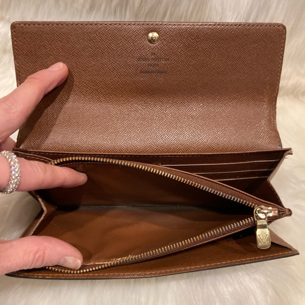 Authentic Louis Vuitton Sarah Wallet  #4.3s TH 3067 - Picture 7 of 12